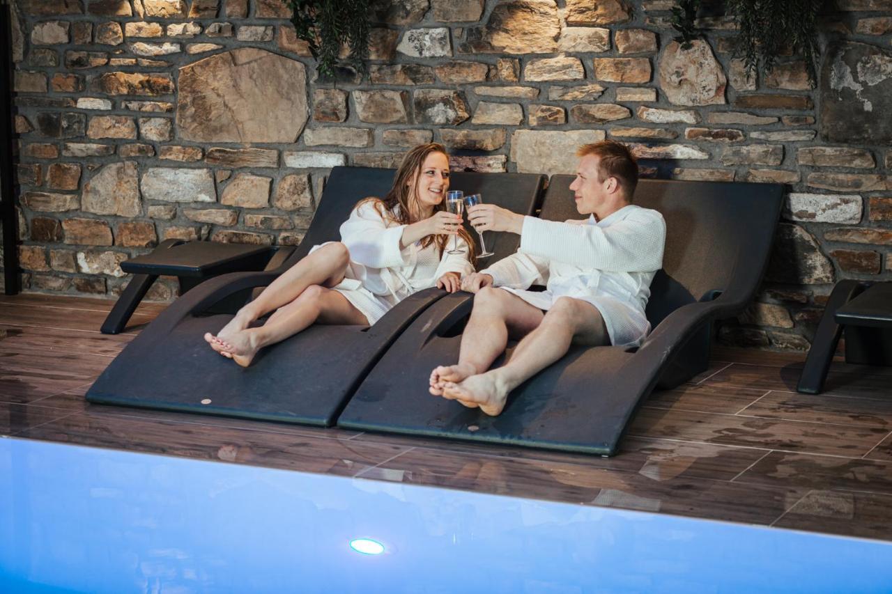 Ferienhof A&B Wellness Villa 12 Personen Hunningen Bagian luar foto